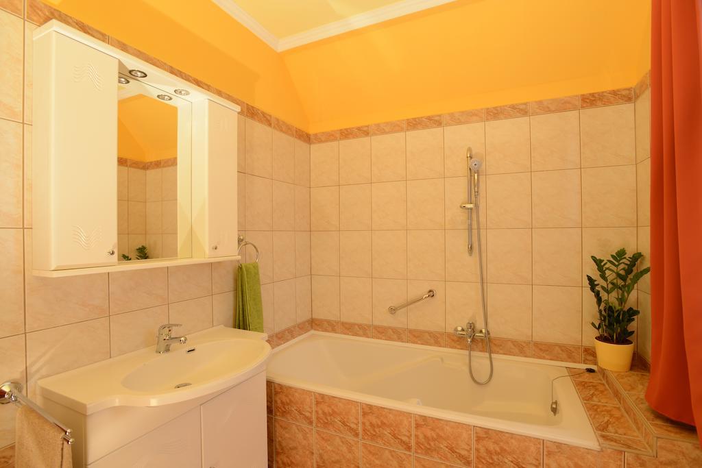 Nexus Vendeghaz Szeged Aparthotel Room photo
